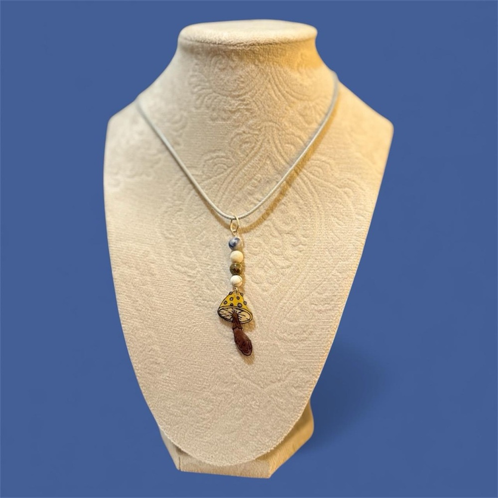 Elegant Mushroom Pendant Necklace